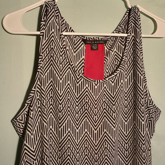 Zac and rachel Chevron Print Sleeveless Tank Top – Black & White with Red Hem - Picture 2 of 4
